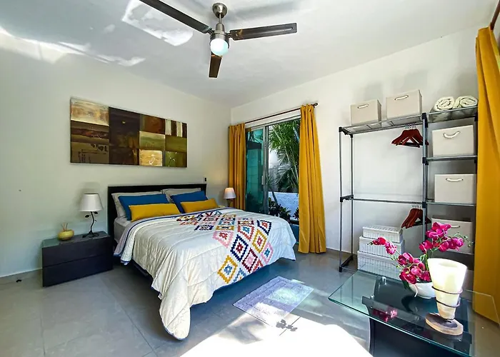 Villa Lux 4br Playacar With Pool Playa del Carmen