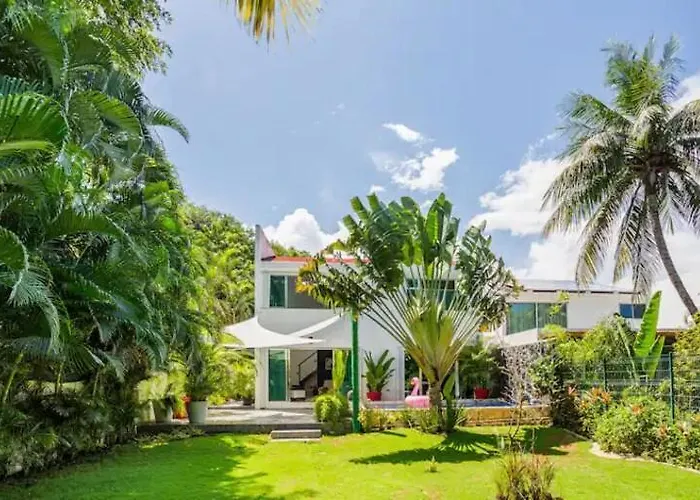 Lux 4br Playacar With Pool Villa *