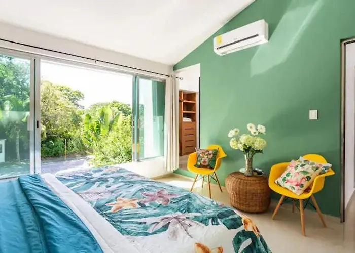 Villa Lux 4br Playacar With Pool
